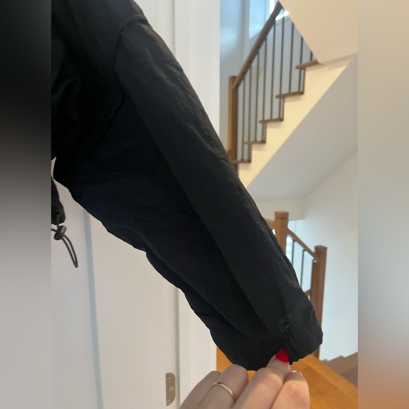 Zara Cropped Packable Black Rain Jacket Size Medium - Picture 13 of 16